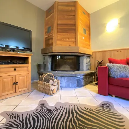 In Sleeping 12 With Sauna Chalet Morzine