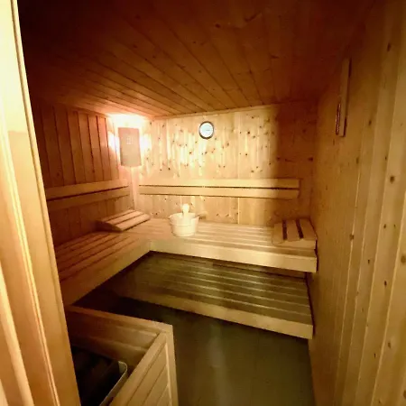 In Sleeping 12 With Sauna شاليه *