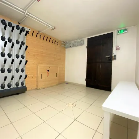 In Sleeping 12 With Sauna Chalet
