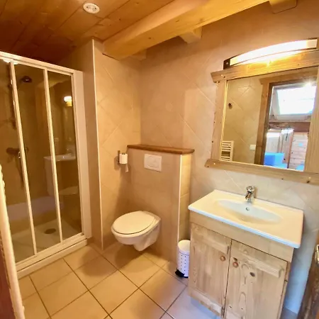 Chalet In Sleeping 12 With Sauna Morzine